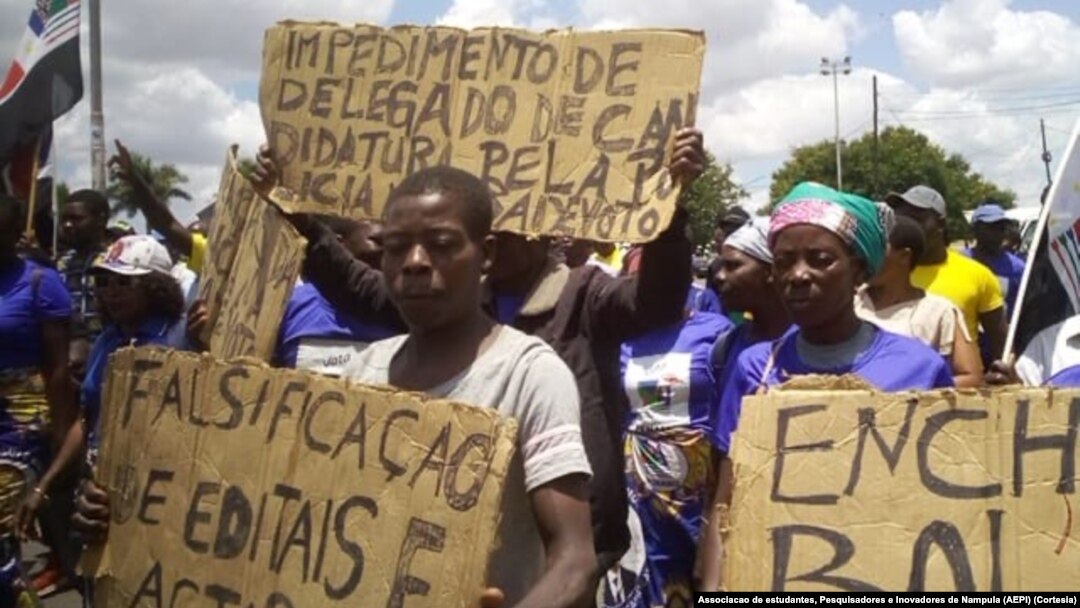 Manifestação de apoiantes da Renamo em Angoche, Nampula, Moçambique, 16 novembro 2023