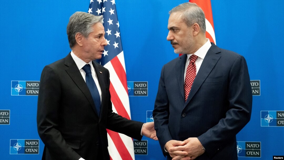 Dışişleri Bakanı Hakan Fidan ve ABD Dışişleri Bakanı Antony Blinken, Belçika'nın başkenti Brüksel'de düzenlenen NATO Dışişleri Bakanları toplantısı öncesinde. (28 Kasım 2023)