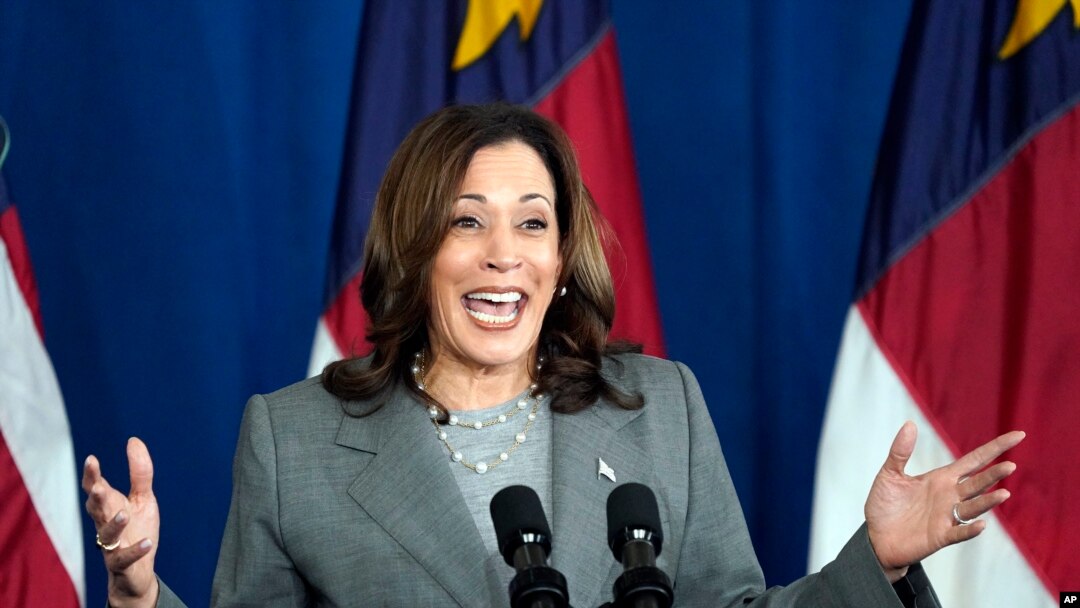 Biden’ın kararını öven Demokratlar’ın bazıları Harris’e desteklerini açıkladı