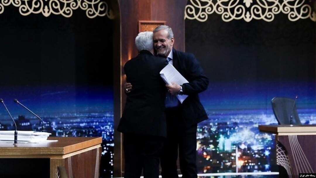 سعید جلیلی و مسعود پزشکیان، دو نامزد حکومت برای جانشینی ابراهیم رئیسی، پس از مناظره دوم - ۱۲ تیر ۱۴۰۳