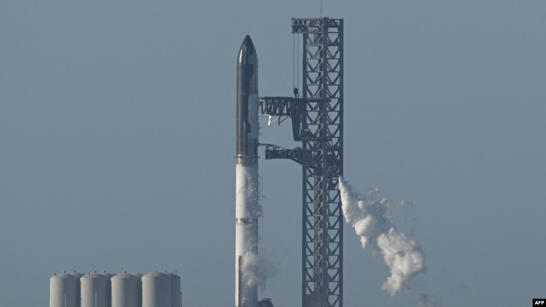 
Roketi ya SpaceX Starship ikiwa Boca Chica, Texas. Picha na Patrick T. Fallon / AFP.
