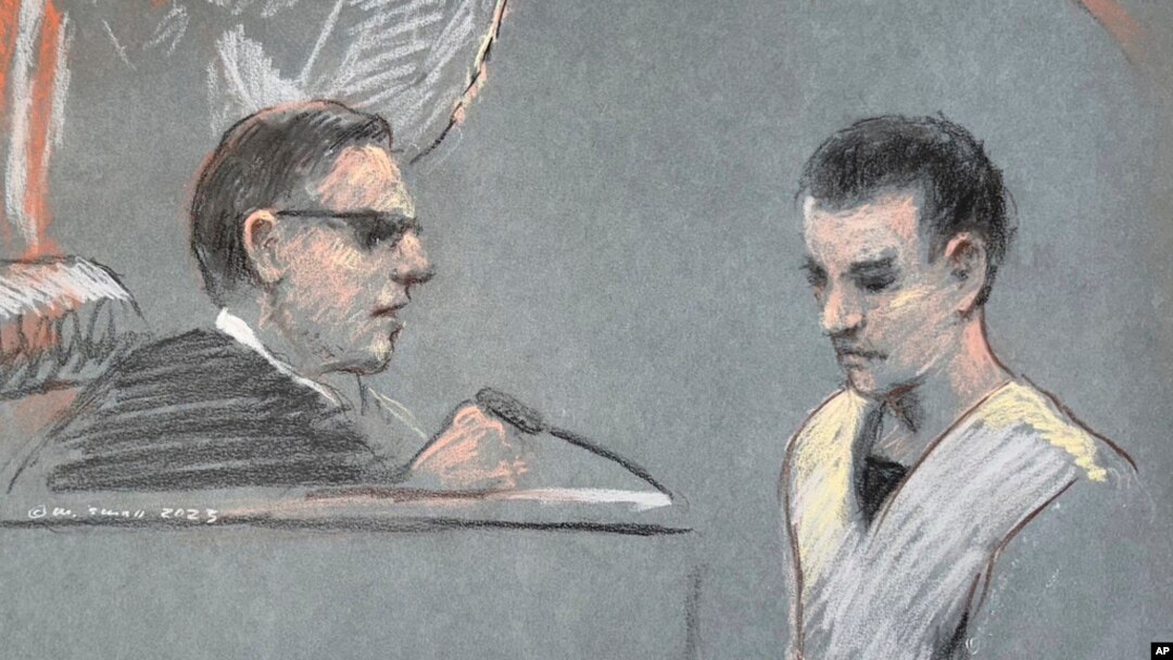 FILE - Massachusetts Air National Guardsman Jack Teixeira appears in U.S. District Court in Boston, April 14, 2023, in this courtroom sketch. 