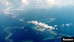 印度洋中部查戈斯群島最大的島嶼迪戈加西亞島是美國一主要軍事基地的所在島嶼。