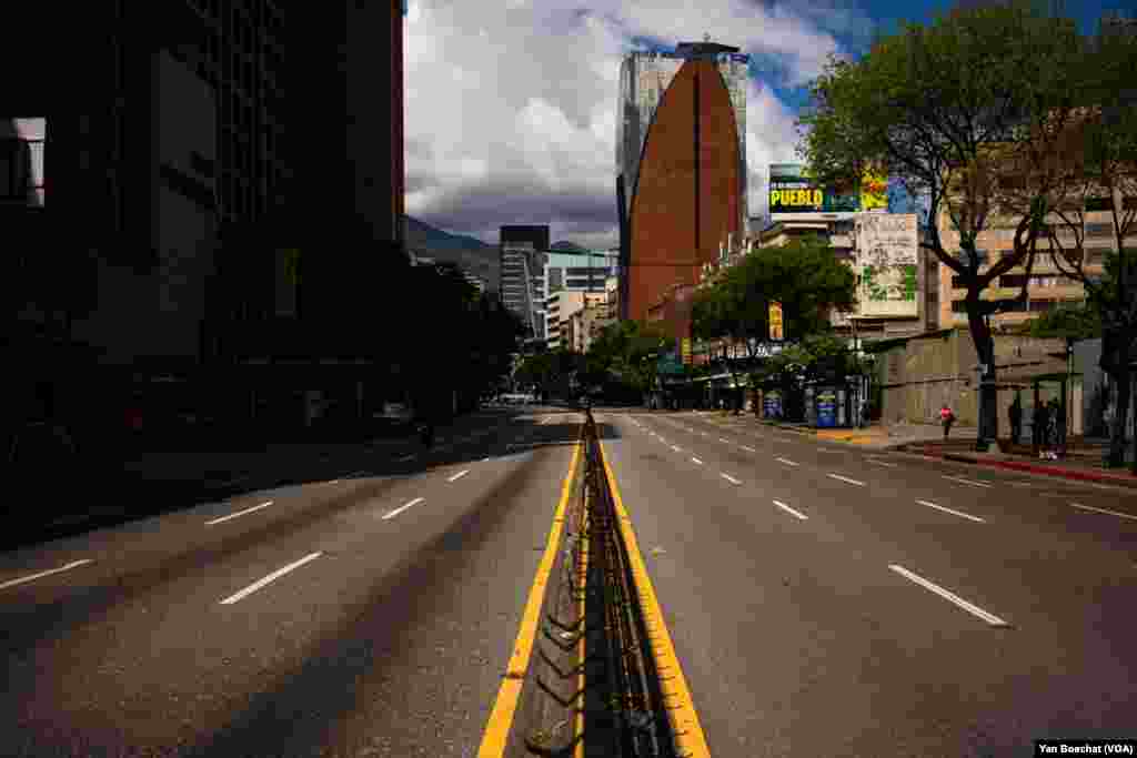 After days of protests that left at least 16 dead and more than a thousand people arrested, the streets of Caracas were empty, July 31, 2024. 