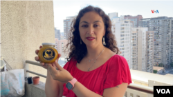 Yohana Agurto es la creadora de "Miel Gibson", emprendimiento chileno.