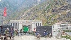 རྒྱ་ནག་གིས་ཚོང་ལམ་བཀག་ནས་བལ་ཡུལ་གྱི་ཚོང་པར་གྱོང་གུན།