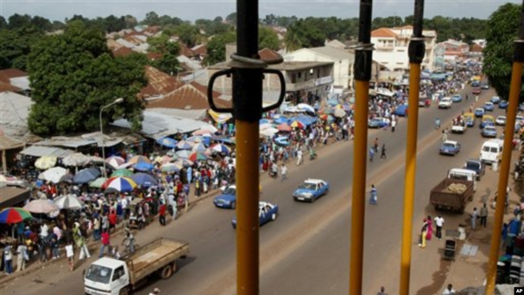 Guiné-Bissau: Transportes mais caros geram tensão