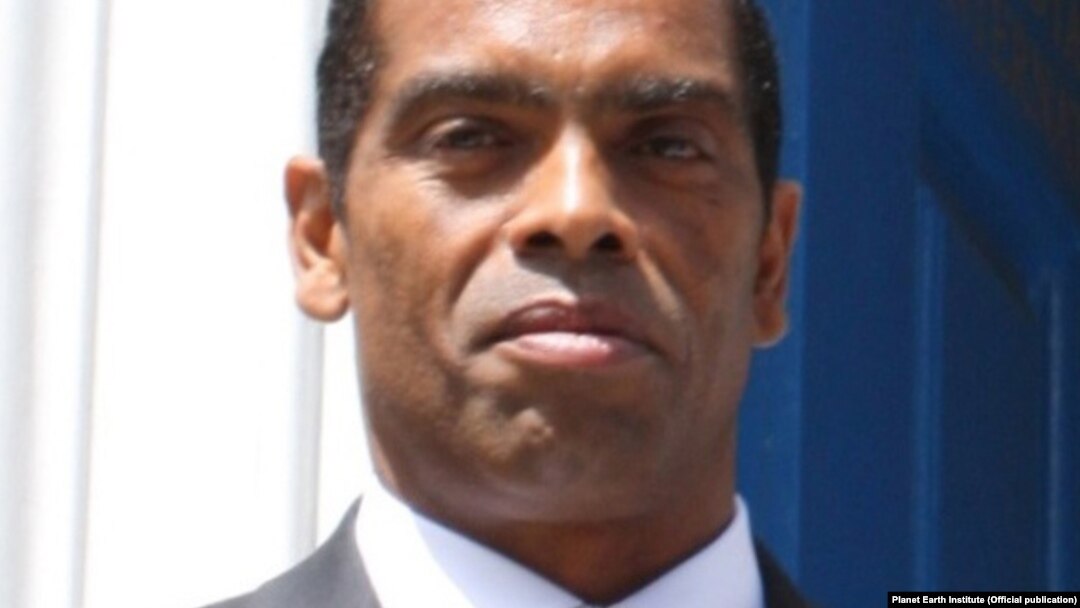 Alvaro Sobrinho CEO BESA Angola