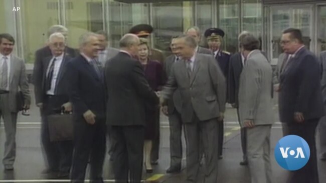 1991's Failed Anti-Perestroika Soviet Coup Remembered