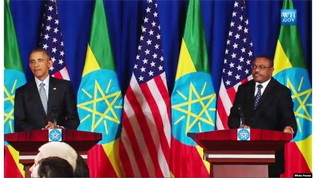 Ethiopian Prime Minister Hailemariam Desalegn and U.S. President Barack Obama hold a joint press conference in Addis Ababa, Ethiopia, July 27, 2015.