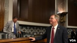 美國國防部主計長諾奎斯特(David Norquist)2019年7月24日到參議院軍委會作證（美國之音黎堡）