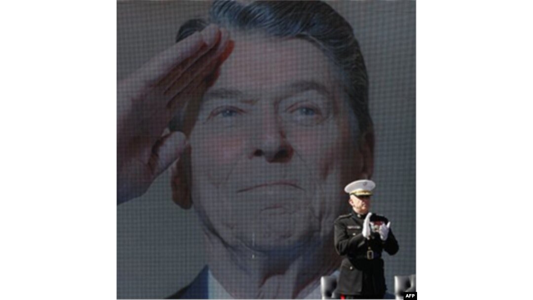 Amerika o'zining 40-prezidenti Ronald Reyganni yodga olmoqda