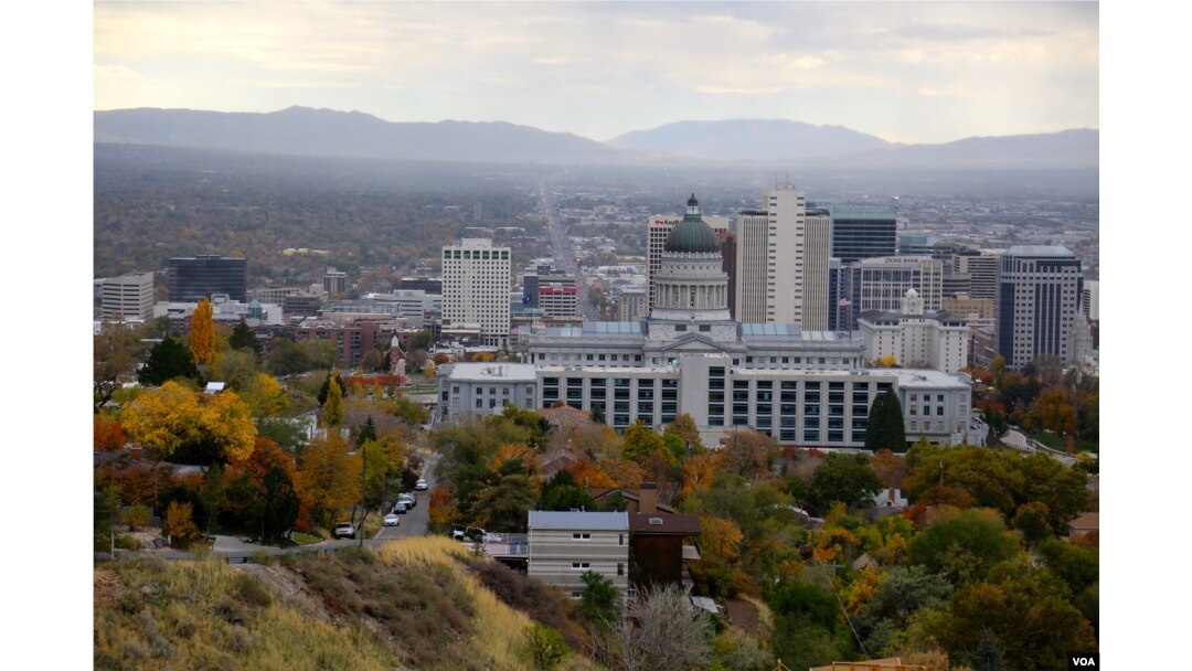 Utah’s state capitol overlooks the rest of Salt Lake City. About 40 percent of the city's population are members of the Church of Jesus Christ of Latter-day Saints. The greater Salt Lake City metro area has about 1.2 million people. Oct 28, 2016. (R. Taylor/VOA)