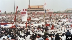 六四屠殺前，北京天安門要求民主的青年學生與北京市民。 （1989年5月17日） 