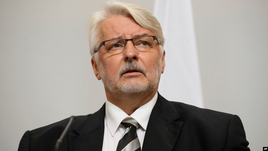 Poland's Foreign Minister, Witold Waszczykowski, addresses members of the media during a joint UK/Poland press conference in the Foreign and Commonwealth Office, Oct. 12, 2017 in London. 