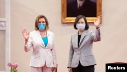 美國國會議長佩洛西2022年8月3日在台灣與台灣總統蔡英文舉行會面。