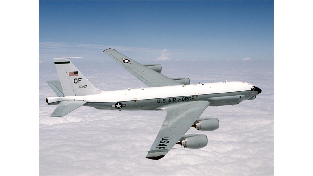 미 공군의 RC-135U ‘컴뱃 센트’ 정찰기.