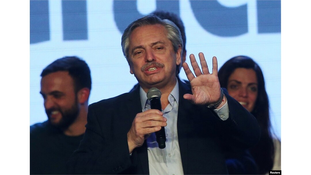 Alberto Fernández busca reemplazar a Mauricio Macri como presidente de Argentina en las elecciones del 27 de octubre de 2019.