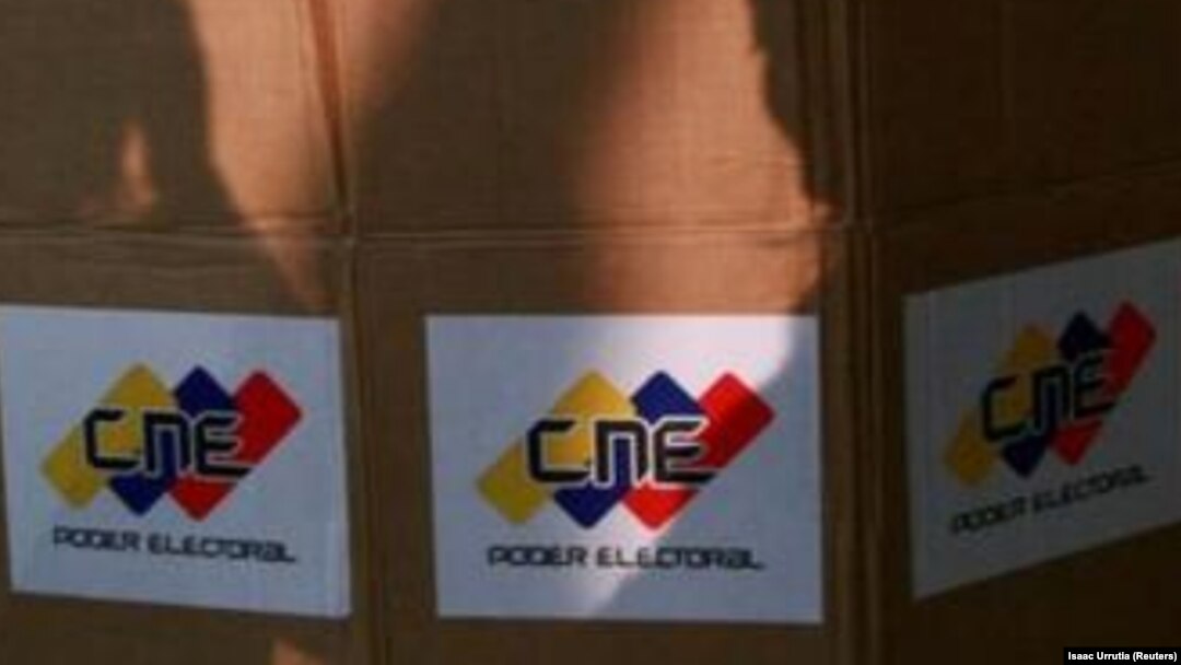 Incluso a pesar de las críticas de muchos “chavistas”, Maduro todavía cuenta con el apoyo de alrededor de una quinta parte de sus compatriotas.