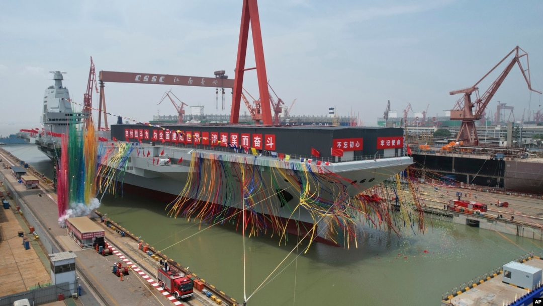 2022年6月17日中國第三艘航空母艦”福建艦“在上海船塢舉行命名儀式