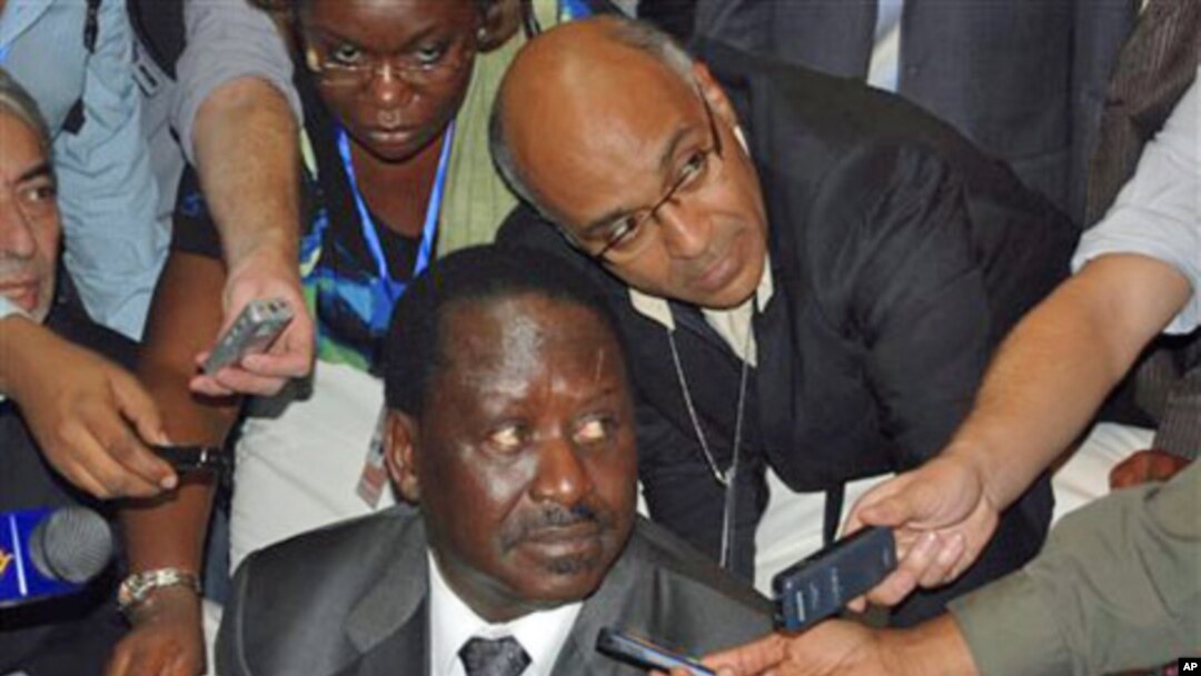 Kenyan Prime minister Raila Odinga briefs the media in Addis Ababa, Ethiopia, Jan. 28, 2011, ahead of the AU summit on the situation in the Ivory Coast