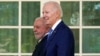 ARCHIVO - El presidente Joe Biden camina con el presidente de Brasil, Luiz Inácio Lula da Silva, en la columnata de la Oficina Oval de la Casa Blanca, el viernes 10 de febrero de 2023, en Washington. Alex Brandon/Pool vía REUTERS