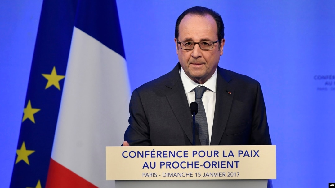El presidente francés, Francois Hollande, fue el anfitrión de la conferencia sobre la paz en el Medio Oriente en París, el domingo, 15 de enero, de 2017.