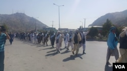اعضای کاروان صلح هلمند در مقابل سفارت‌های امریکا، ایران، پاکستان و هندوستان نیز تحصن خواهند کرد