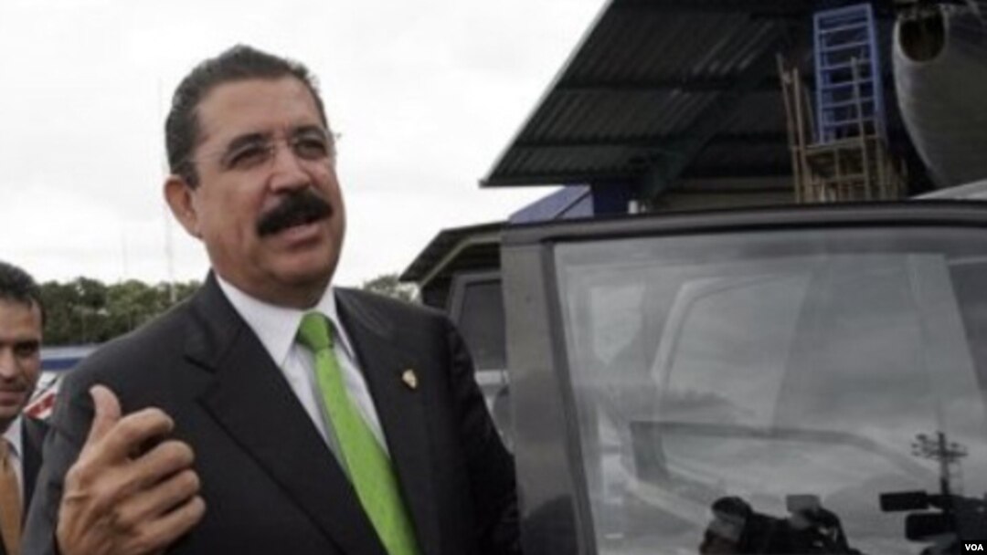 Manuel Zelaya negó categóricamente haber renunciado a su cargo.