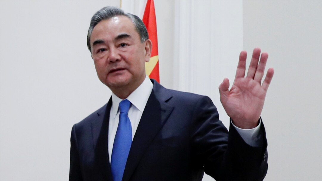 中國外長王毅2020年8月25日在歐洲之行第一站意大利訪問(路透社)