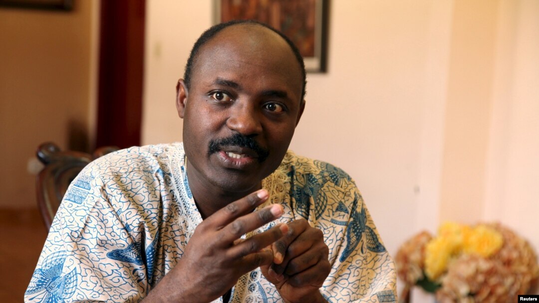Rafael Marques em sua casa em Luanda, Angola, Maio 12, 2015. 