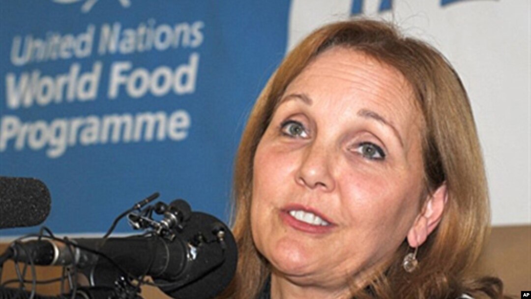 World Food Program executive director Josette Sheeran speaks during the press conference ahead of a rare visit to North Korea. 28 Oct. 2010. A recent UN report warned North Korea is heading for a new food crisis.