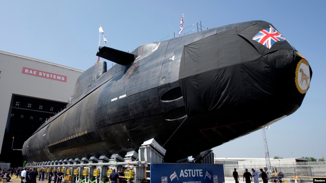 英國皇家海軍核動力潛艇機敏號（HMS Astute）2007年6月8日在英格蘭西北部巴羅因弗內斯下水。（路透社照片）