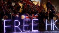 香港反政府示威者2019年10月23日到英國駐港領事館前集會（路透社）