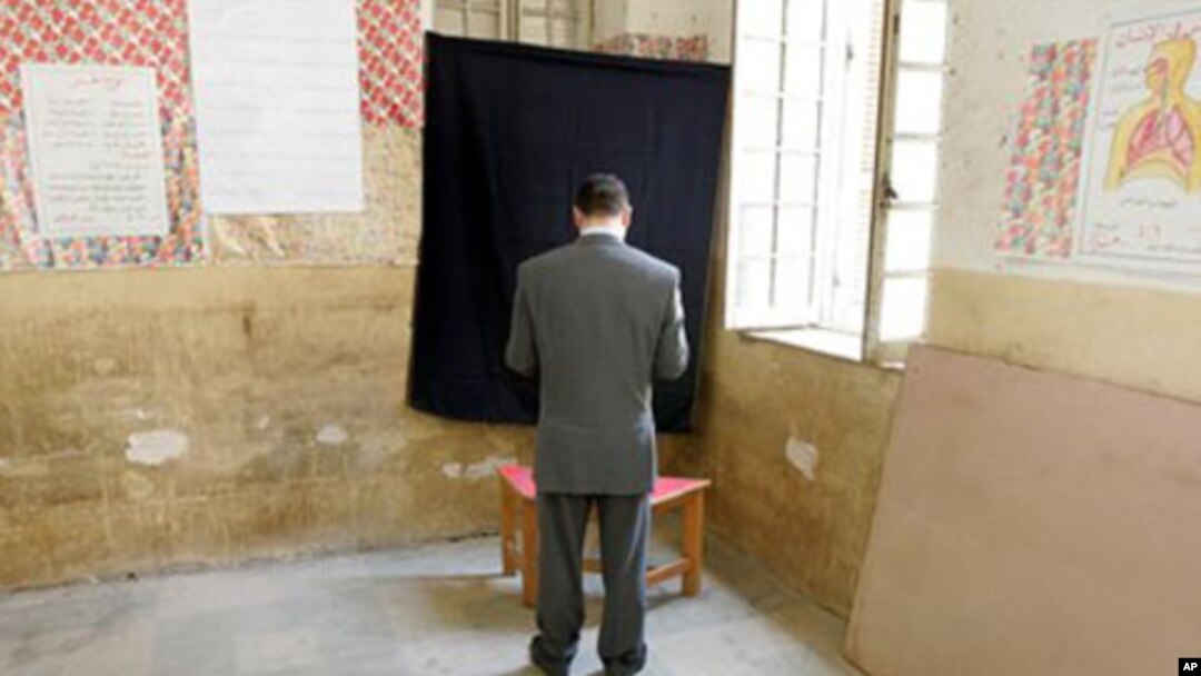 At a polling station in Cairo (file photo)
