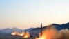 Porta-aviões dos EUA une-se a exercícios na Coreia do Sul; Norte ameaça ataques "impiedosos"