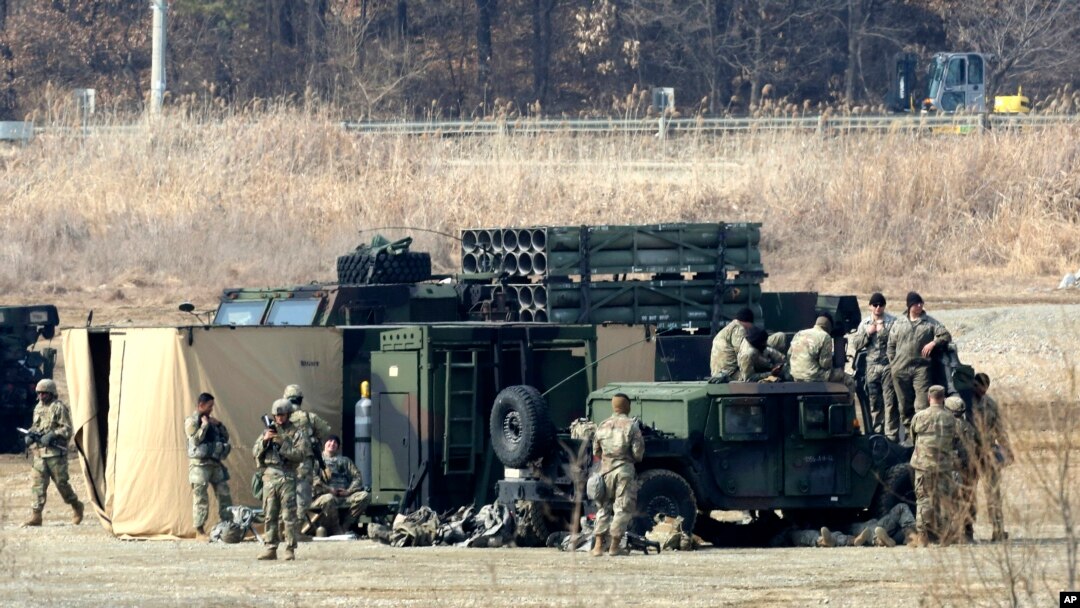 U.S. Army soldiers are seen during a military exercise in Yeoncheon, South Korea, near the border with North Korea, South Korea, Feb. 27, 2019. 