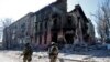 Wanajeshi wa Russia washtumiwa kwa mateso na mauaji ya kiholela katika mji wa Ukraine wa Mariupol.