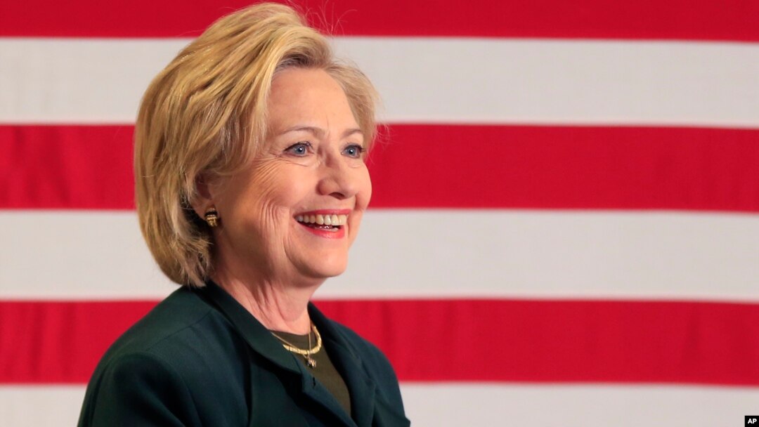 Democratic presidential candidate Hillary Rodham Clinton arrives at a town hall meeting at White Mountain Community College, October 29, 2015, in Berlin, N.H.