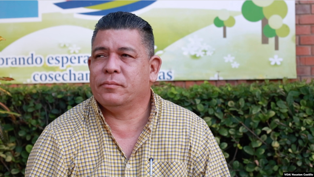 Mauricio Madrigal, director del canal de televisión canal 10, en entrevista con la Voz de América en Managua. Mauricio Madrigal, director del canal de televisión canal 10, en entrevista con la Voz de América en Managua