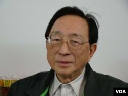 紐約大學政治學教授熊玠 （美國之音宋德成拍攝）