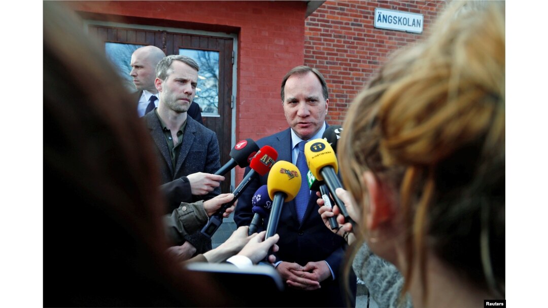 Shvetsiya Bosh vaziri Stefan Lofven terror xuruji qilingan joyda, Stokgolm, 7-aprel, 2017