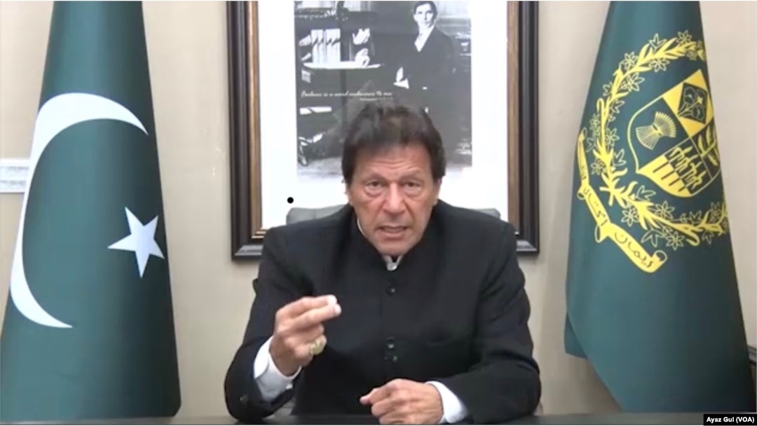 A screen grab of Prime Minister Imran Khan's television address to the nation on Feb 19, 2019.