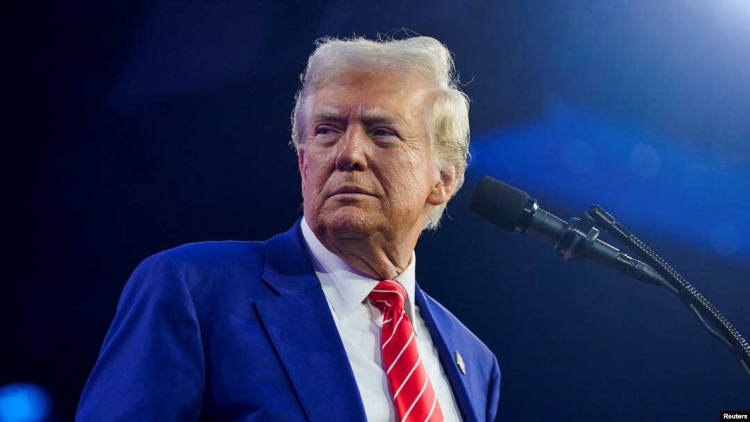 ARCHIVO: El presidente electo de Estados Unidos, Donald Trump, asiste al AmericaFest de Turning Point USA en Phoenix, Arizona, Estados Unidos, el 22 de diciembre de 2024.