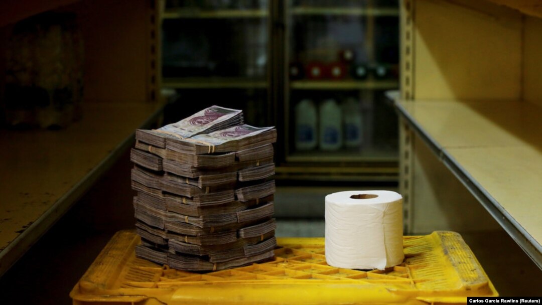 One roll of toilet paper cost 2.6m bolívar