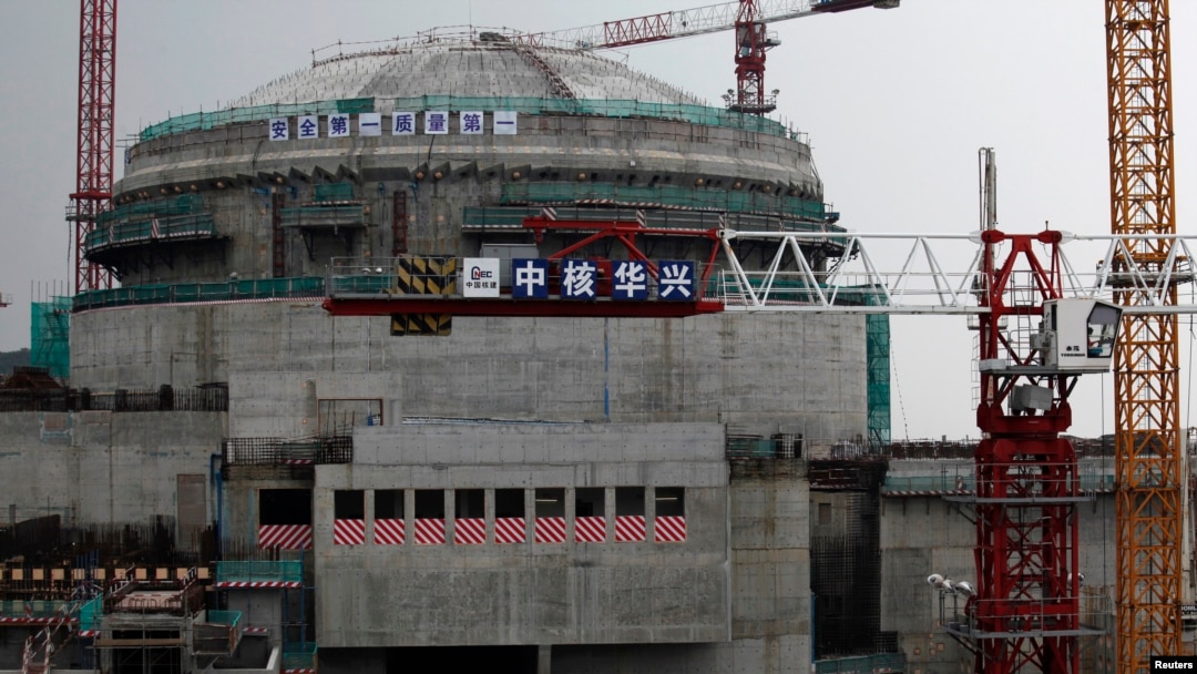 廣東省台山核電廠的一個核反應爐正在興建中。 （2013年10月17日）