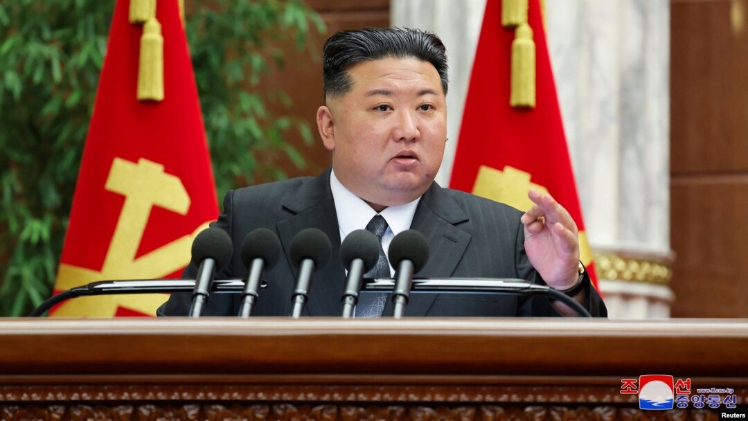 23∼27일 열린 북한 노동당 중앙위 제8기 11차 전원회의 확대회의를 주재하는 김정은 북한 국무위원장