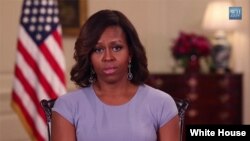 Michelle Obama ha lanzado una campaña internacional en defensa de las menores secuestradas en Nigeria. 
