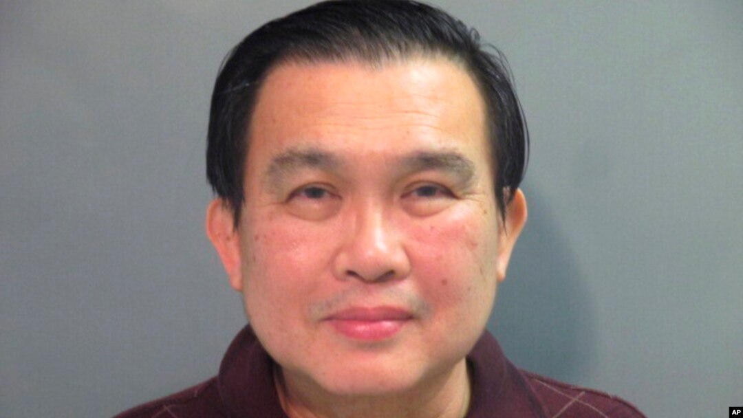 阿肯色州華盛頓郡拘留中心提供的阿肯色大學電機教授洪思忠的照片。