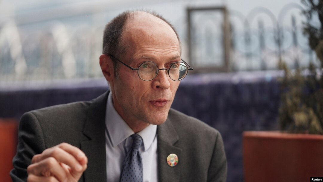 El relator especial de la ONU sobre extrema pobreza y derechos humanos, Olivier De Schutter, habla con Reuters en Bogotá, Colombia, el 3 de septiembre de 2024.